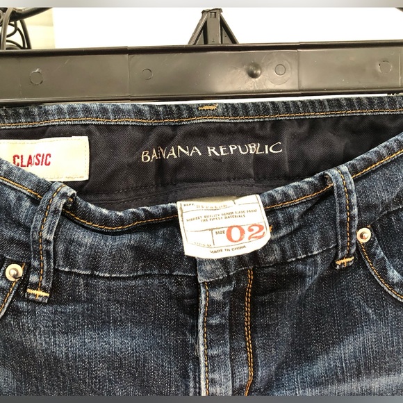 👖Banana Republic Stretchy Blue Jean Shorts. - Picture 6 of 6